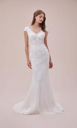 LILY offers at R 14240 in Bride&co