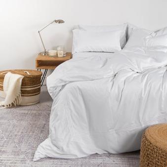 Bamboo 440 Thread Count 3 Line Satin Stitch Duvet Cover Set - White offers at R 1299 in Whitehouse