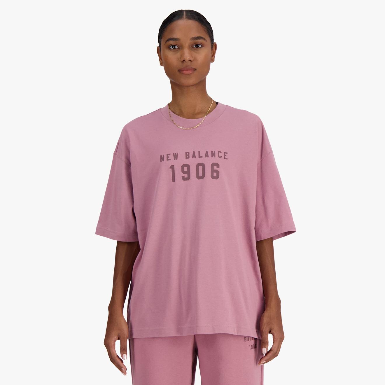 New Balance Women's Mauve Oversized T-Shirt offers at R 649,95 in Sportscene