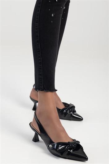 Kitten Heel Sling Back With Bow Vamp offers at R 1099 in Sissy Boy