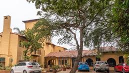 Airport Tower Lodge offers at R 890 in SafariNow