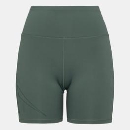 Lux Bold Bike Short offers at R 799 in Reebok