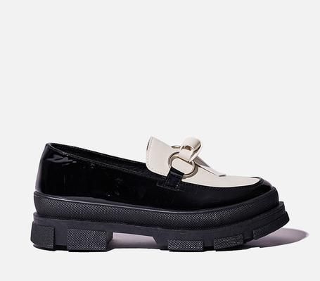 Chunky Loafer offers at R 309 in Rage