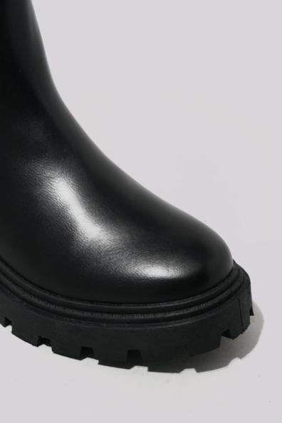 Chunky Chelsea Boot offers at R 279,99 in MRP