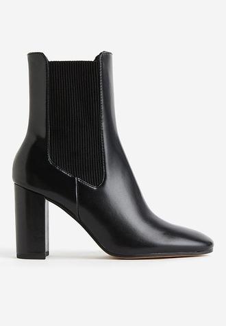 Heeled chelsea boots - black offers at R 629 in H&M