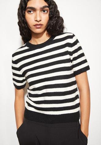 Fine-knit jumper - black & striped offers at R 249 in H&M