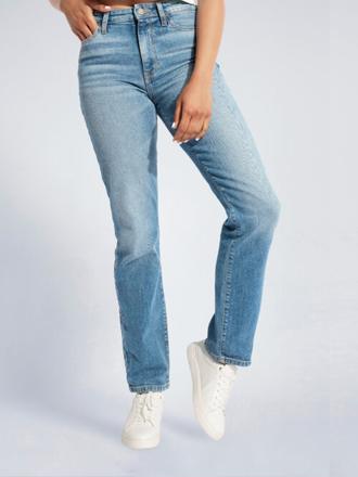 1981 Straight High-Rise Denim offers at R 999 in Guess