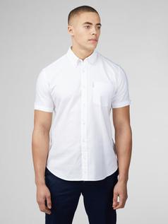 Signature Short Sleeve Oxford Shirt - White offers at R 99 in Ben Sherman