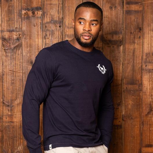 30 Year Crest Long Sleeve Tee Midnight offers at R 899,95 in Kingsley Heath