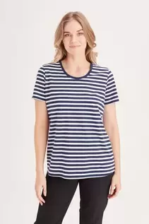 STRIPE TEE NAVY offers at R 199 in Miladys