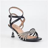 BUTTERFLY FEET BLACK AMELIE1 SANDAL offers at R 324,5 in Rosella