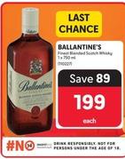 Ballantine's - Finest Blended Scotch Whisky offers at R 199 in Makro